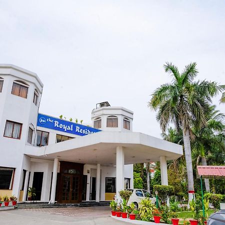 The Royal Residency Hotel Bodhgaya Bagian luar foto