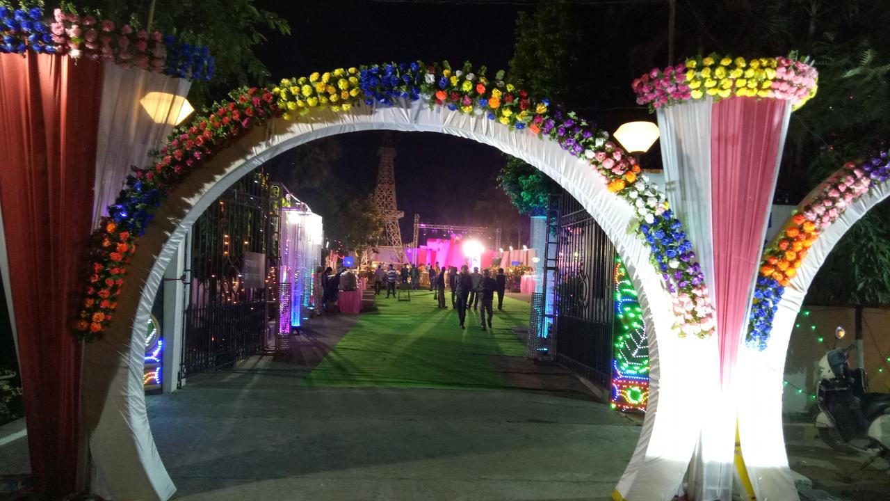 The Royal Residency Hotel Bodhgaya Bagian luar foto