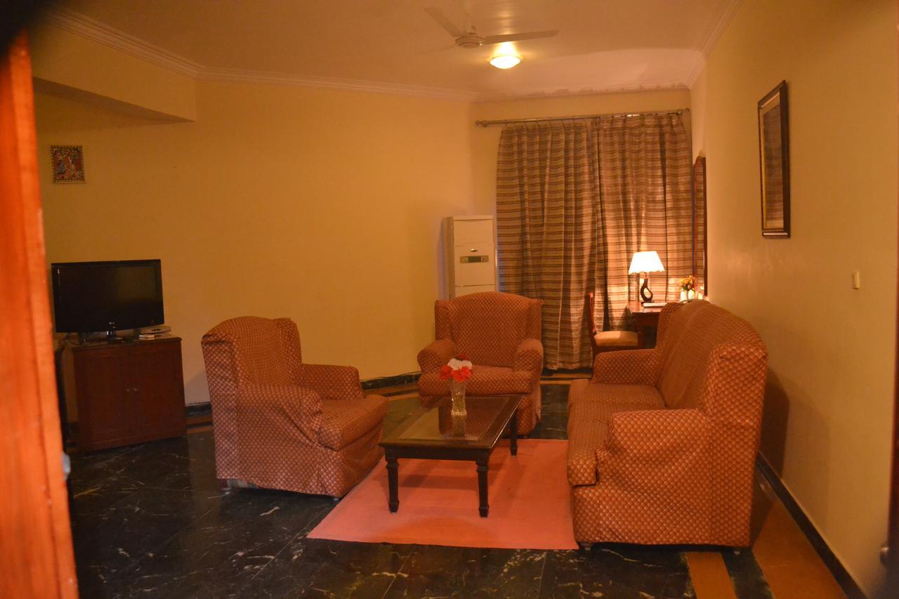 The Royal Residency Hotel Bodhgaya Bagian luar foto