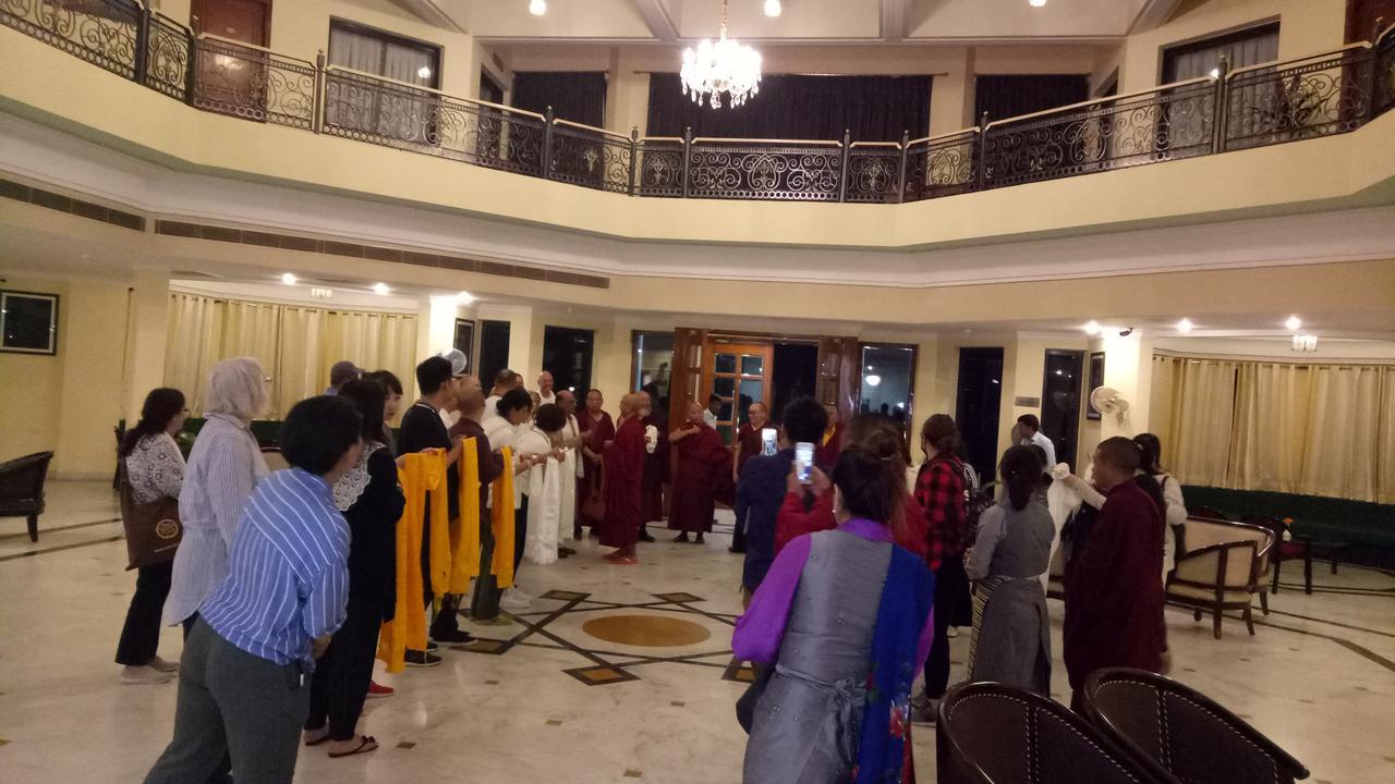 The Royal Residency Hotel Bodhgaya Bagian luar foto